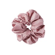 Sister Young Lilu Scrunchie Pink - Saténová gumička, růžová